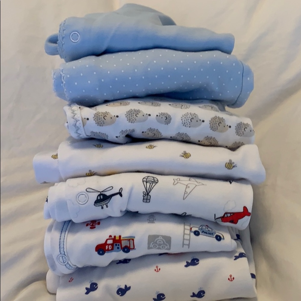 Bundle of 6-9 month Kissy Kissy footies